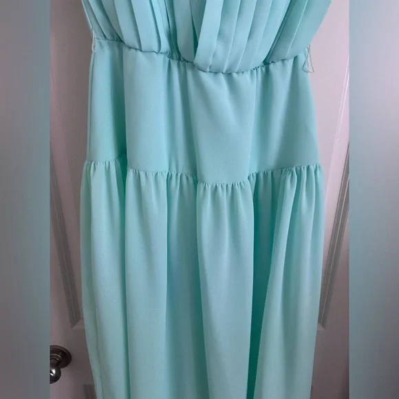 Elegant Vintage Aqua Pleated Dress - Picture 10 of 10